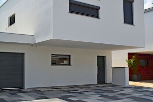 Predokenske rolete PENTO, RAL 7016, antracit siva