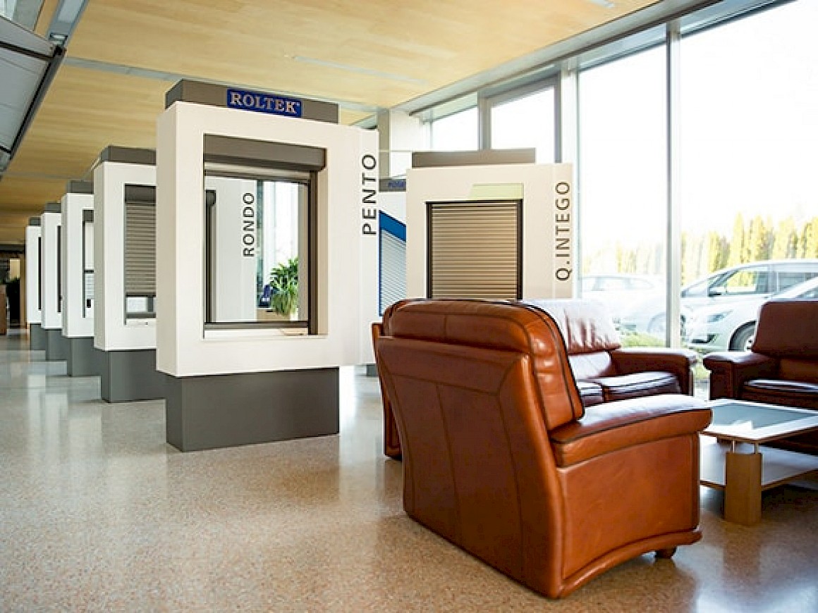 PRODAJNI SALON ROLTEK