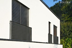Nadokenske zunanje žaluzije HERO.5, lamela S, RAL 7016, RAL 7016