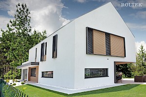 Nadokenske zunanje žaluzije HERO.5, lamela P, RAL 7016, RAL 7016